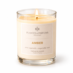 Amber geurkaars 180 g van Plantes & Parfums op witte achtergrond