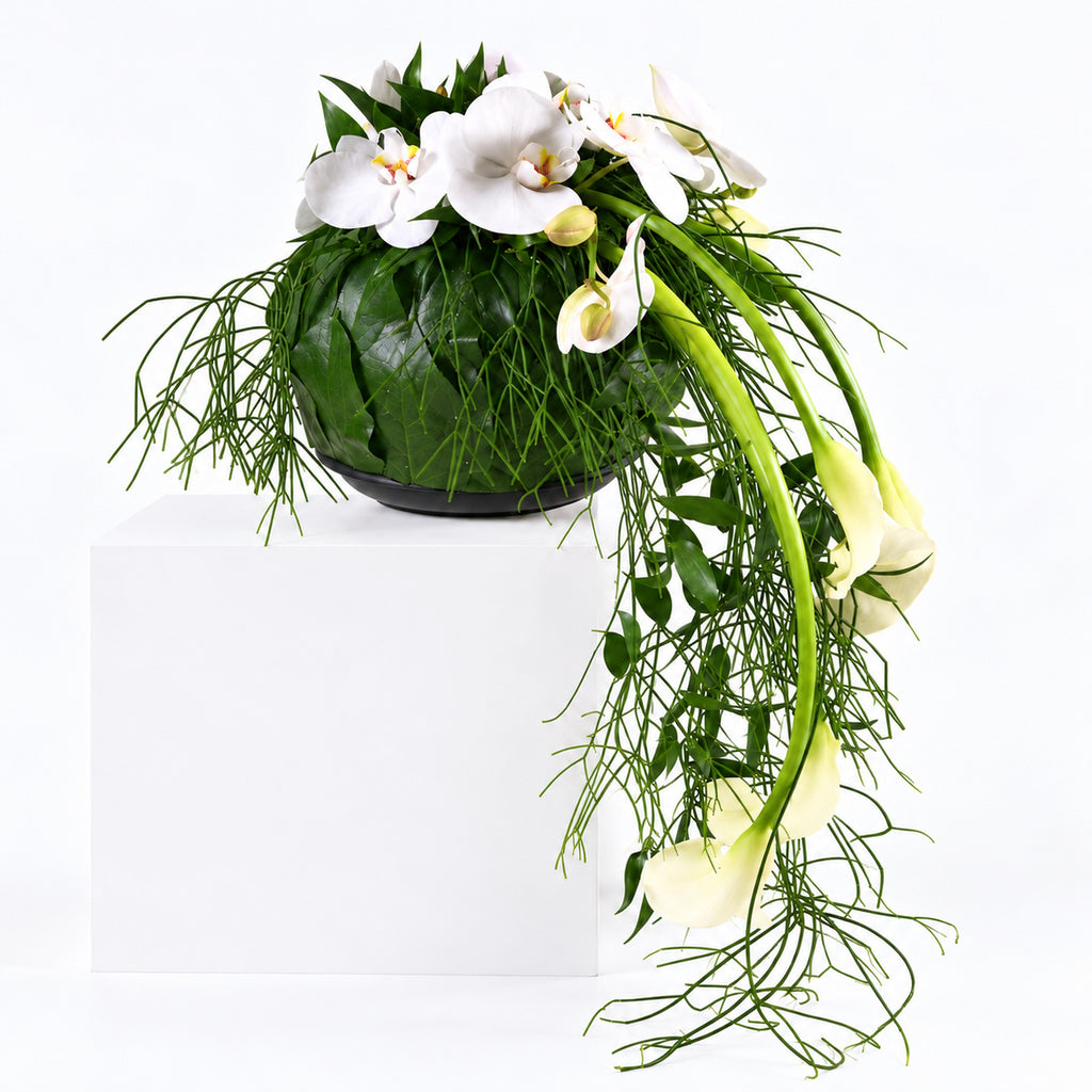 Stille Elegantie — rouwbloemstuk — rechts