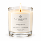 Patchouli geurkaars 180 g van Plantes & Parfums op witte achtergrond